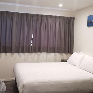 Deluxe King Studio
